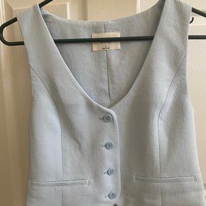 BRAND NEW - Aritzia Vest